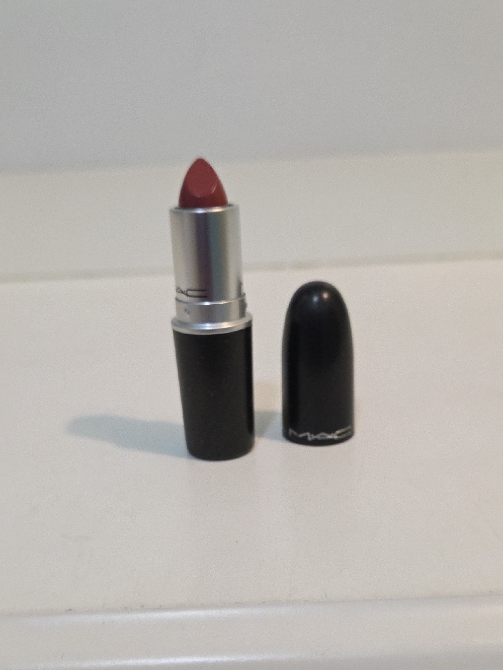 MAC #824 Twig ( Original Version/Discontinued) Satin Lipstick